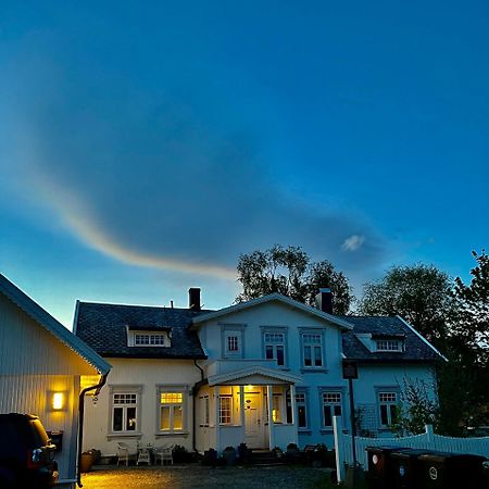 Bo I Historisk Bygning, Kort Vei Til Sentrum Trondheim Esterno foto